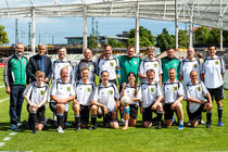 Mannschaftsbild des FC Landtag, der Parlamentsfußballmannschaft des Sächsischen Landtags