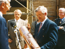 Landtagspräsident a. D. Erich Iltgen bei der Grundsteinlegung für den Plenarsaal1992