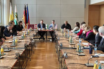 Gespräch der Delegation mit Landtagspräsident Alexander Dierks