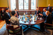 Gespräch der Präsidenten im Begegnungsraum im Ständehaus
