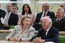 Blick auf Altministerpräsident Prof. Dr. Kurt Biedenkopf und seine Ehefrau unter den Gästen 