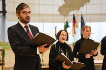 Auftritt des Rabbiners mit dem Synagogenchor Dresden