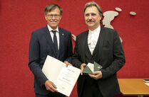 Verleihung der Verfassungsmedaille an Andreas Beuchel