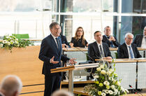 Landtagspräsident Dr. Matthias Rößler hält seine Ansprache zur Gedenkstunde im Plenarsaal 