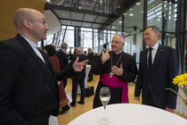 Landtagspräsident Dr. Matthias Rößler mit Kirchenvertretern im Gespräch