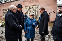 Zeitzeugin Renate Aris im Gespräch mit OB Schulze, LP Dr. Rößler und MP Kretschmer